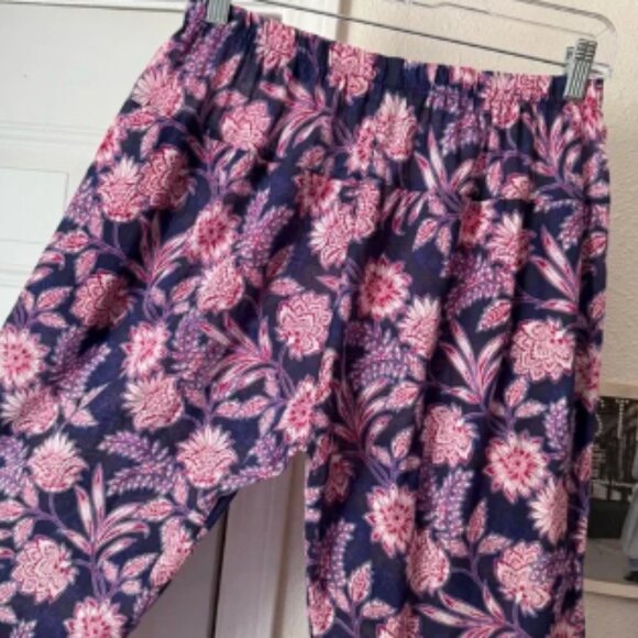 XIRENA navy purple magenta floral cotton lightweight tapered leg cropped pants - Picture 3 of 5